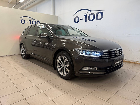 Volkswagen Passat 2 of 5