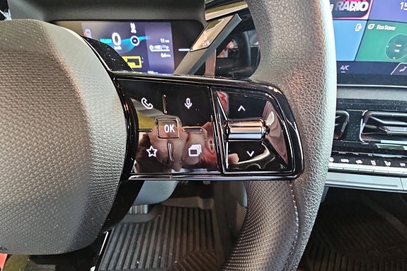 Nissan Micra 14 of 19