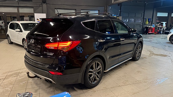 Hyundai Santa Fe 4 of 5