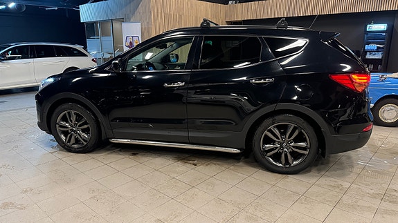 Hyundai Santa Fe 2 of 5