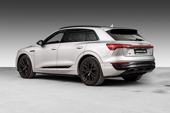 Audi Q8 5 of 5