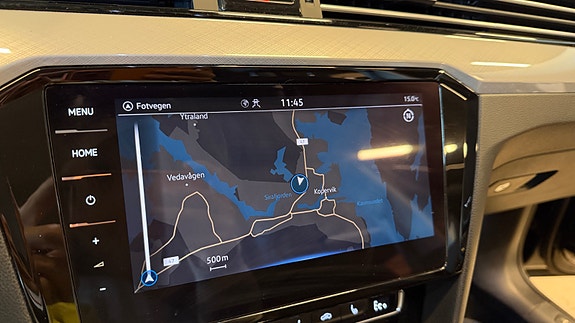 Volkswagen Passat 8 of 17