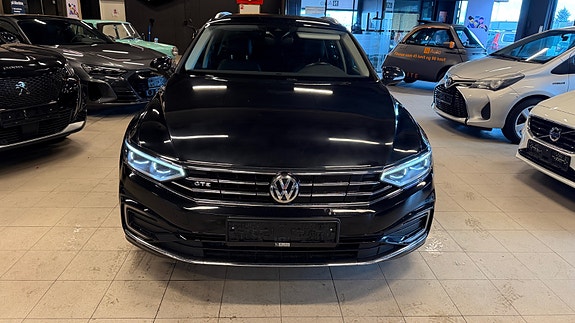Volkswagen Passat 17 of 17