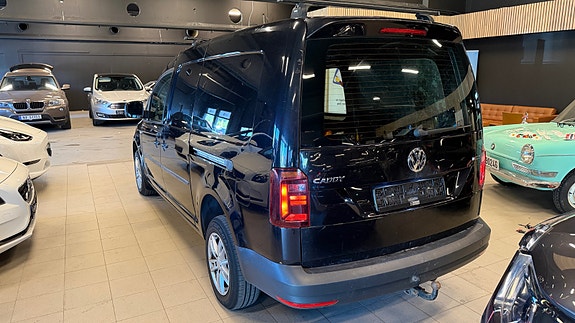 Volkswagen Caddy 4 of 5