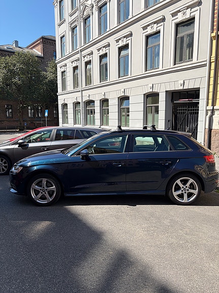 Audi e-tron 6 of 14