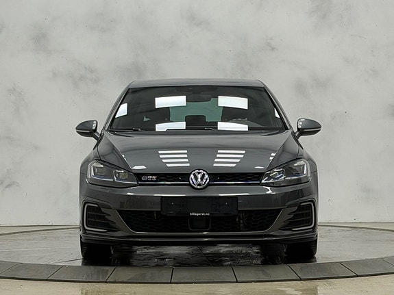 Volkswagen Golf VII 3 of 5