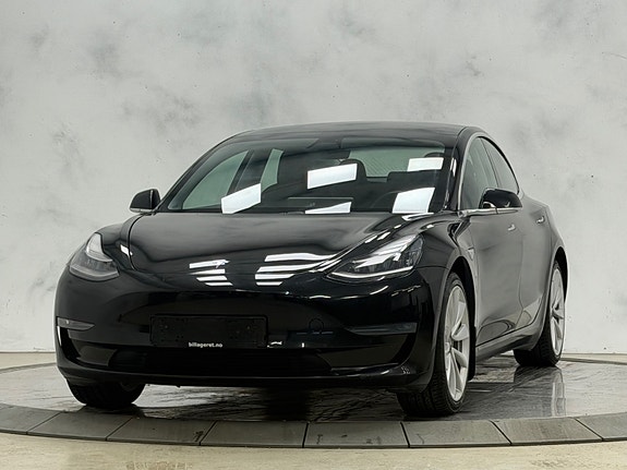 Tesla Model 3 2 of 5