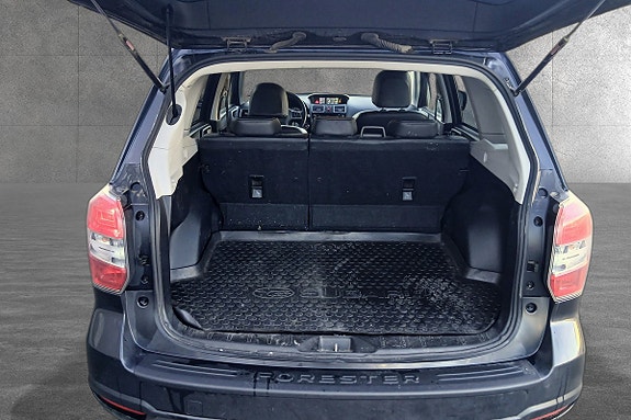 Subaru Forester 8 of 28