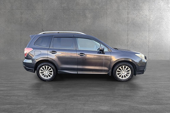 Subaru Forester 2 of 5