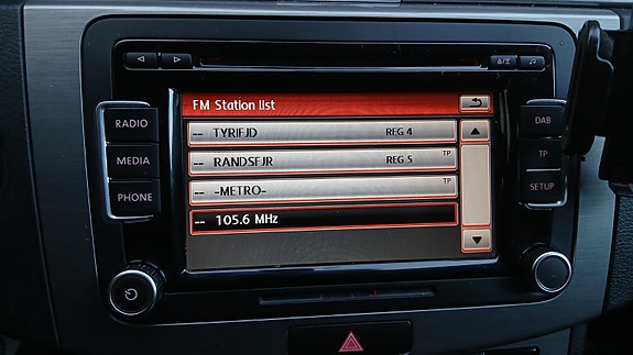 Volkswagen Passat 20 of 30