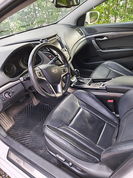 Hyundai i40 4 of 5