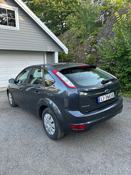 Ford Focus 4 of 5