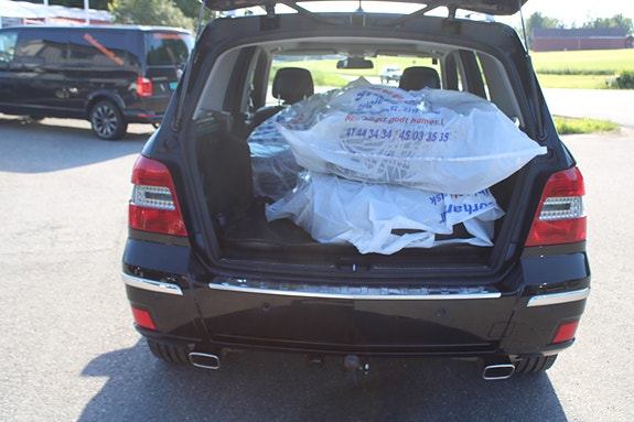 Mercedes-Benz GLK250 23 of 30
