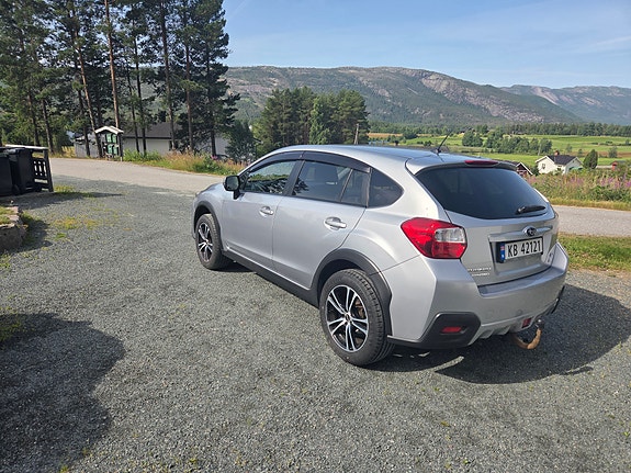 Subaru XV 2 of 5