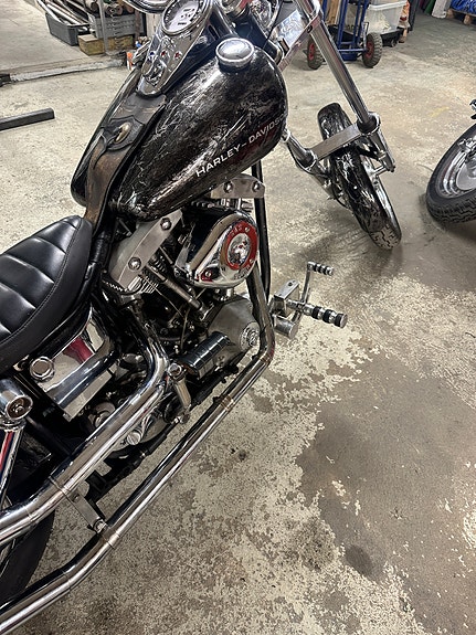 Harley-Davidson FLH Electra Glide 4 of 5