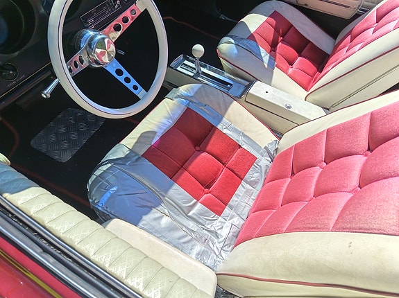 Oldsmobile Cutlass 15 of 29