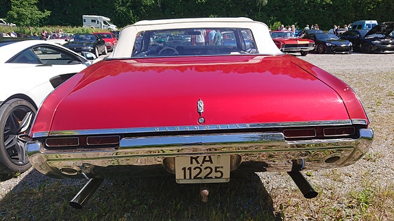 Oldsmobile Cutlass 6 of 29