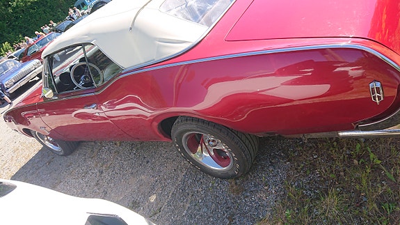 Oldsmobile Cutlass 7 of 29
