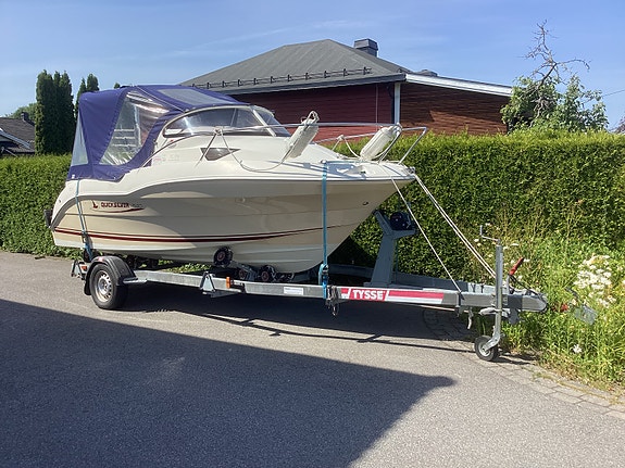 Nydelig Quicksilver 540, 115hk Mercury, m/henger. Klar for bruk. 3 of 5