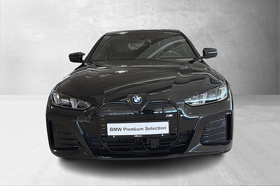BMW i4 3 of 5