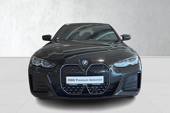 BMW i4 3 of 5