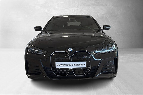 BMW i4 3 of 5
