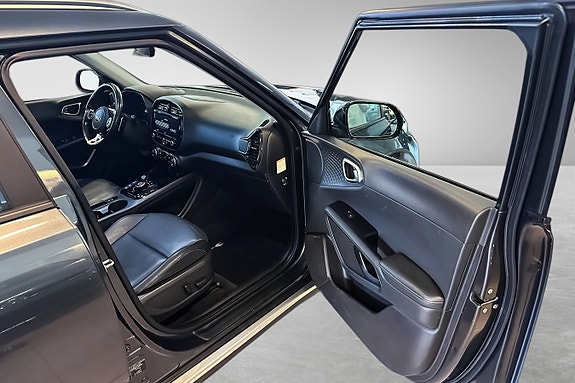 Kia e-Soul 12 of 30