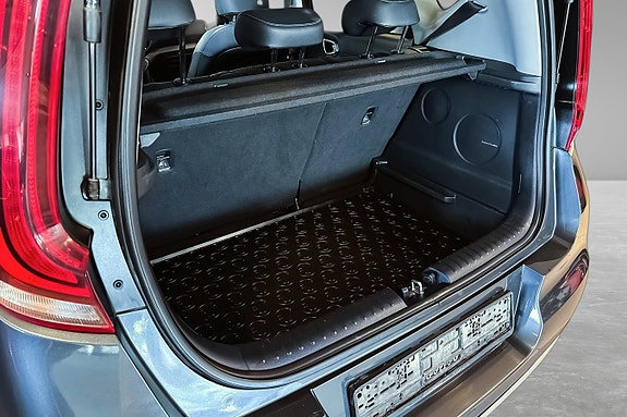 Kia e-Soul 7 of 30