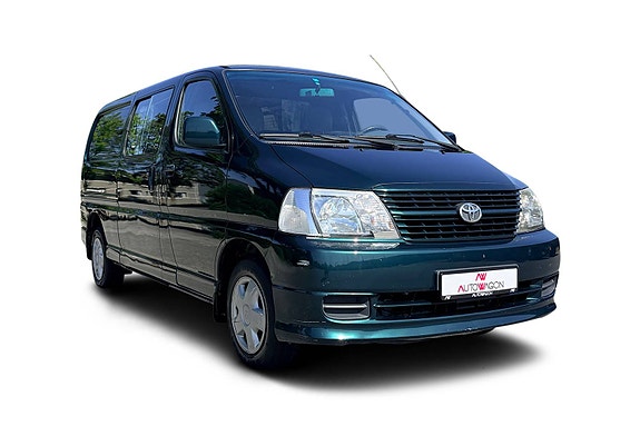 Toyota HiAce 2 of 27