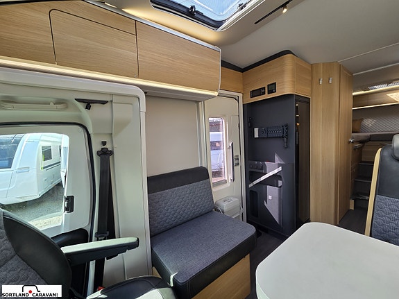 Adria CORAL 670SL 13 of 30