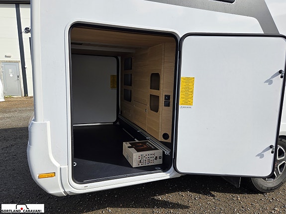 Adria CORAL 670SL 9 of 30