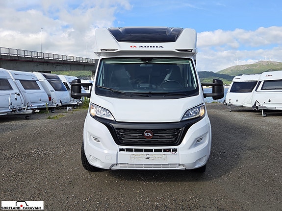 Adria CORAL 670SL 8 of 30