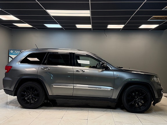 Jeep Grand Cherokee 4 of 5