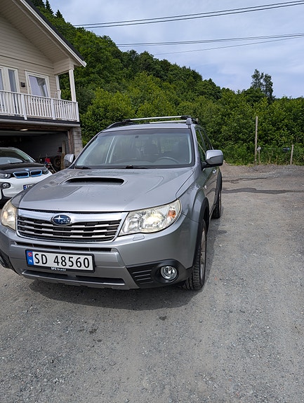 Subaru Forester 4 of 5