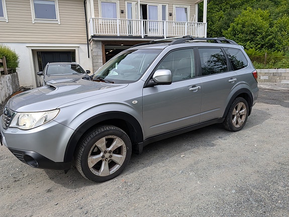 Subaru Forester 5 of 5