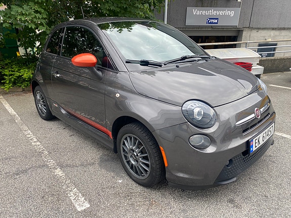 Fiat 500 2 of 5