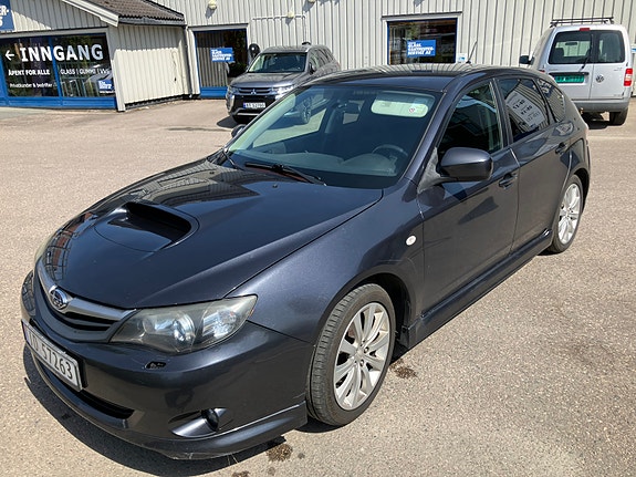 Subaru Impreza 3 of 5