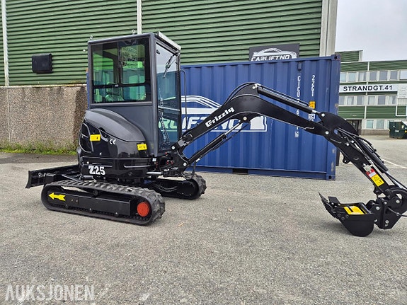 Andre Grizzly Z25 m/Hytte & Teleskopunderstell 2 of 5