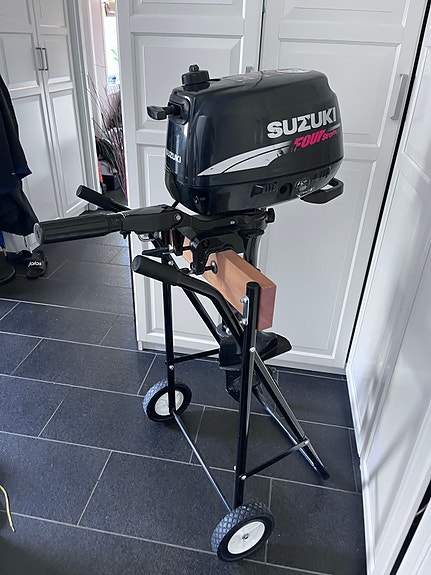 Suzuki Four stroke 4hk 4 of 13