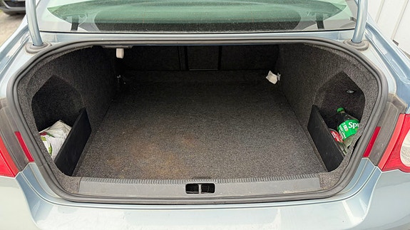 Volkswagen Passat 4 of 5