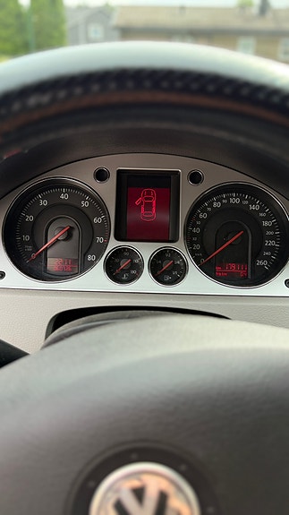 Volkswagen Passat 5 of 5
