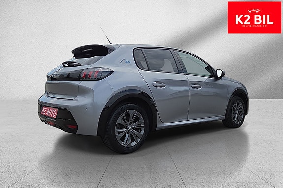 Peugeot 208 9 of 21
