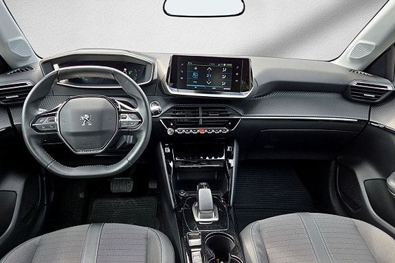 Peugeot 208 13 of 21