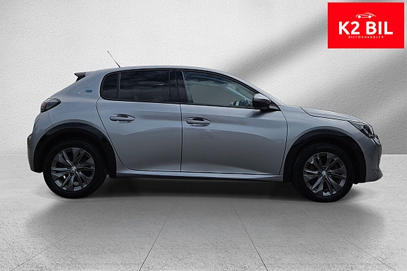 Peugeot 208 10 of 21