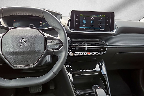 Peugeot 208 15 of 21