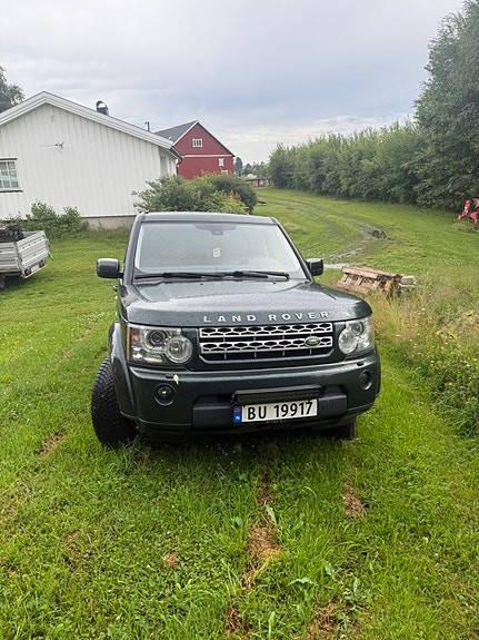 Land Rover Discovery 4 of 11