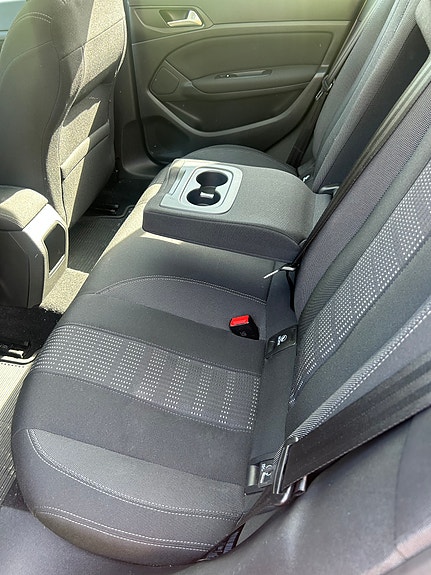 Peugeot 308 11 of 16