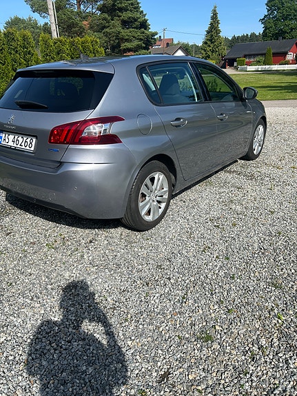 Peugeot 308 5 of 16