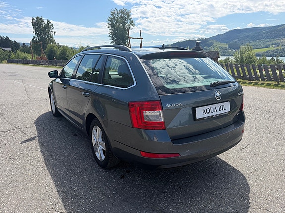 Skoda Octavia 7 of 17