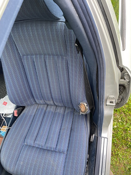 Mercedes-Benz 300 E 6 of 15